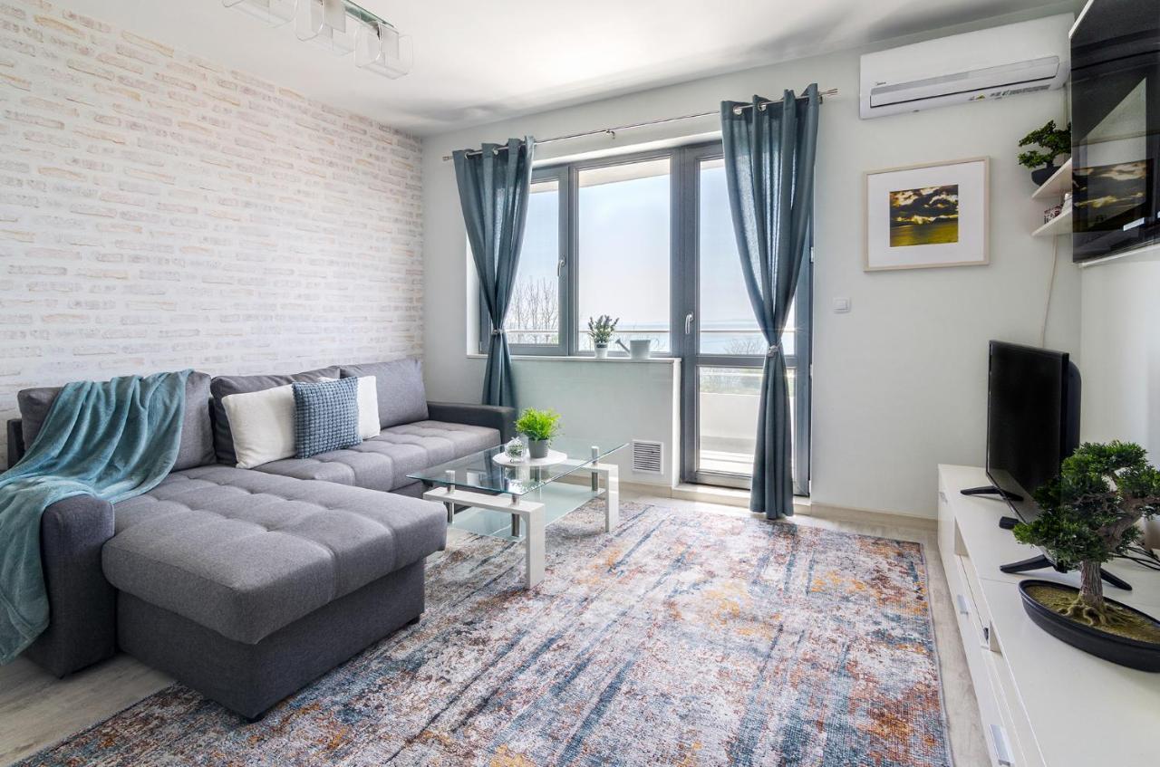 Апартаменти Ивайло / Ivaylo Apartments 布尔加斯 外观 照片